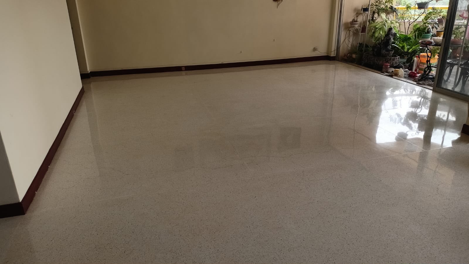 Polished terrazzo floor in a Marine Vista living area